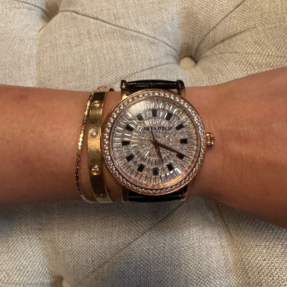 Luxurious Rose Gold and Black Women's Automatic Watch with Crystals.